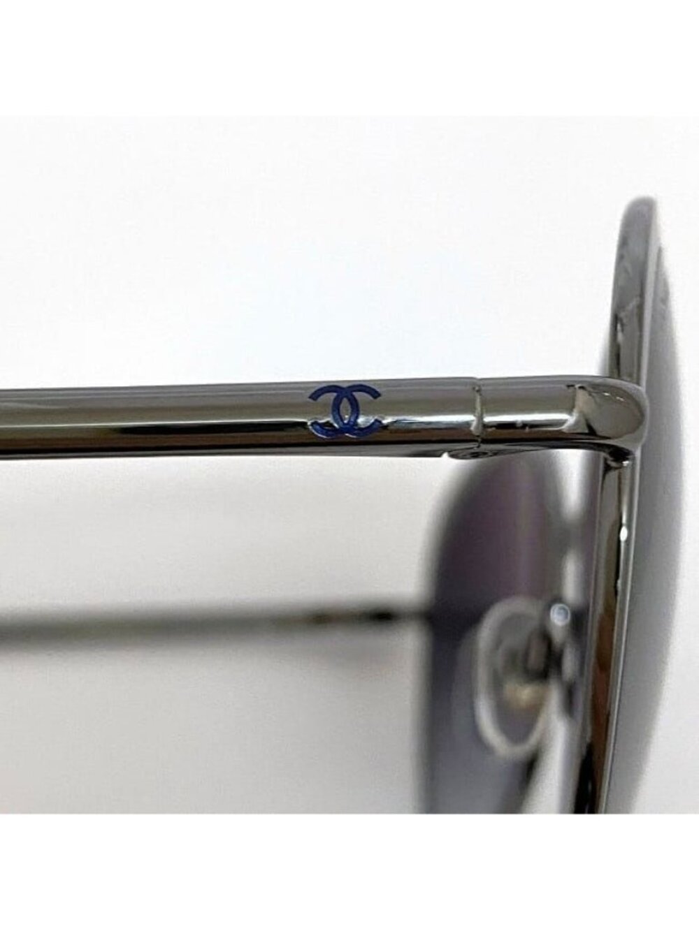 Chanel Sunglasses Silver Gradient with Coco Mark - Picture 7 of 10